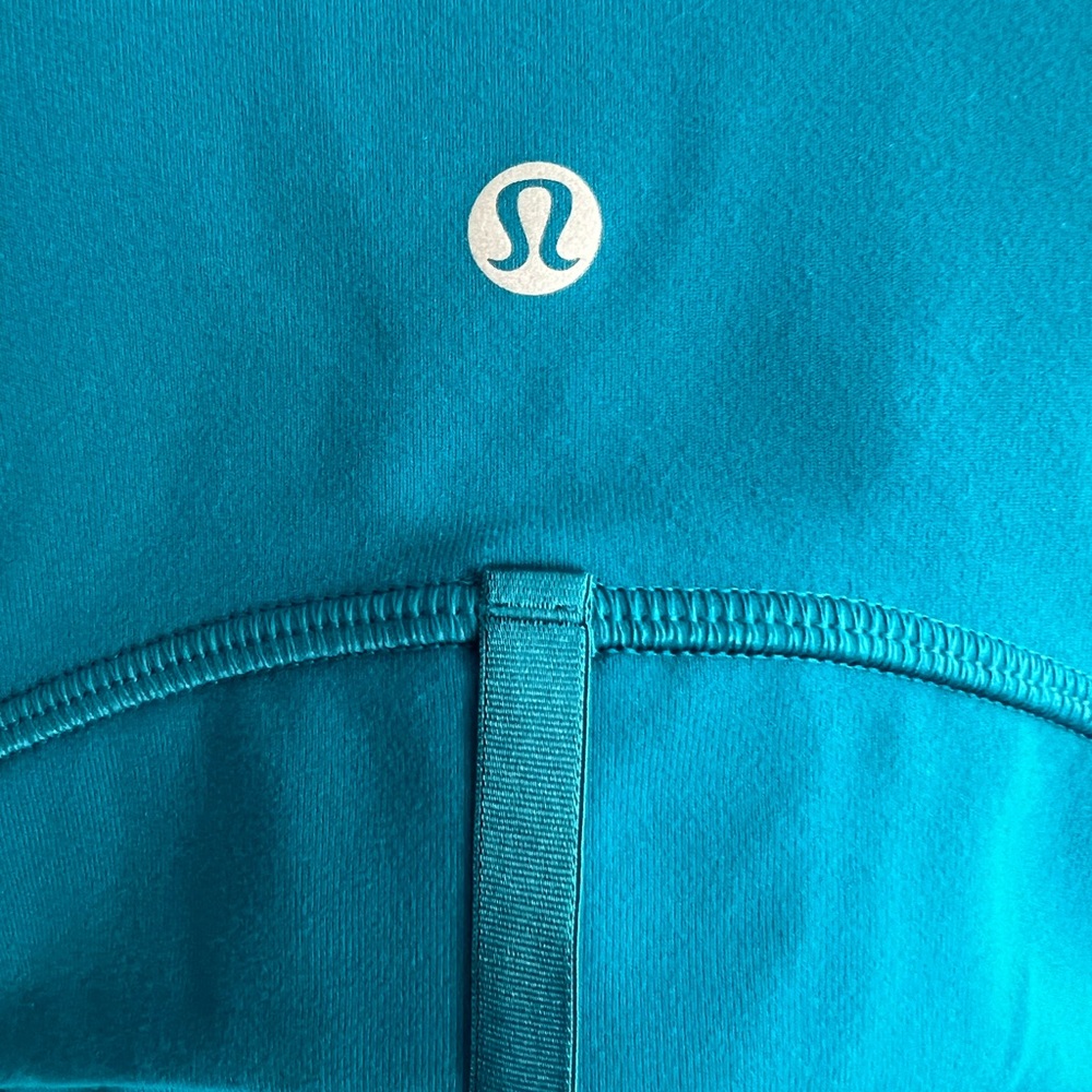 Lululemon  NWT define jacket, * Luon size 8 Cypress Blue - Picture 3 of 6